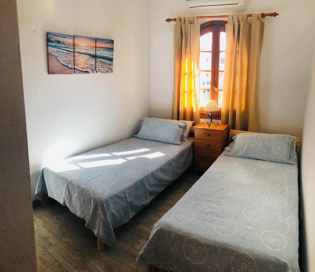 Girasols Garden 3 Apartman Son Bou Kültér fotó